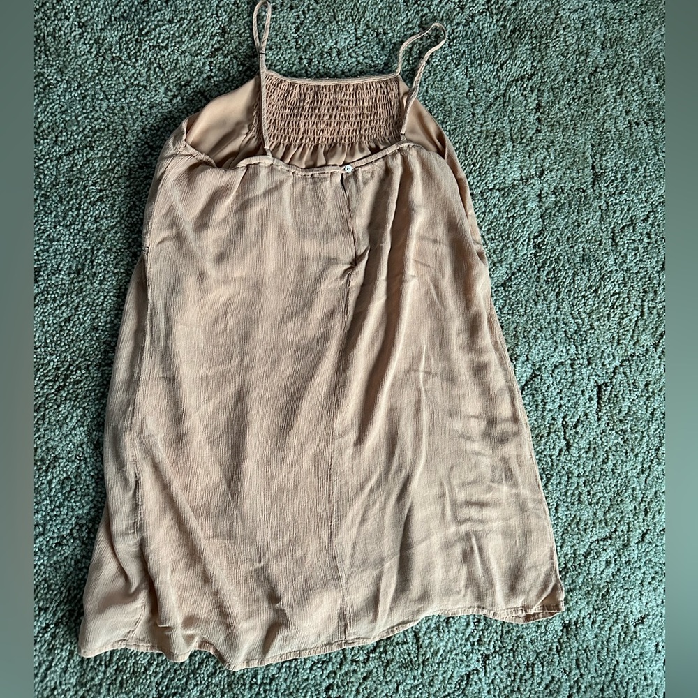 Sundress - Picture 2 of 5